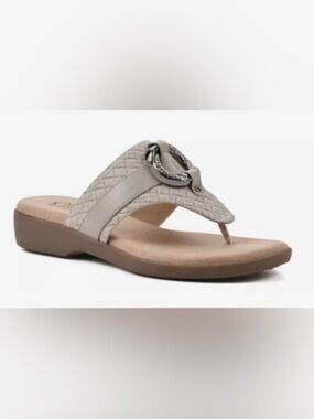 Cliffs by White Mountain Benedict Sandal Size 9.5